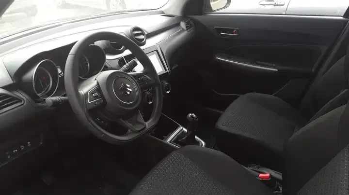 Suzuki S-Cross foto 3
