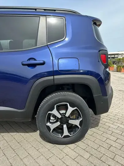 Jeep Renegade foto 7