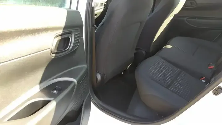 Hyundai i20 foto 5