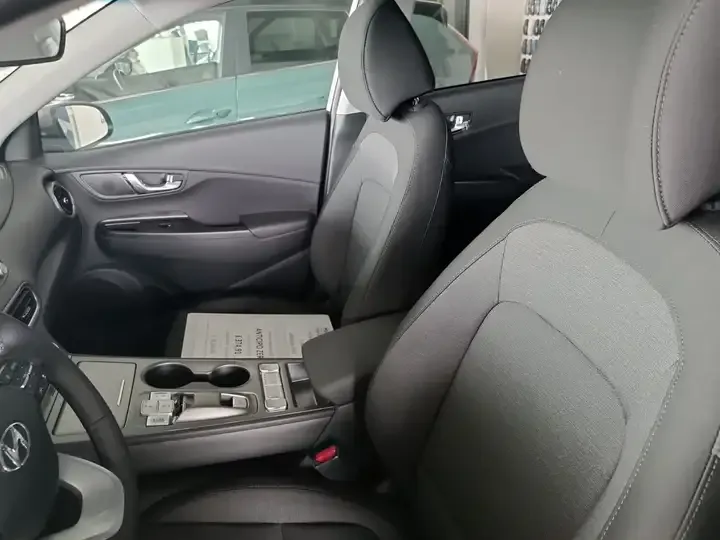 Hyundai Kona foto 9