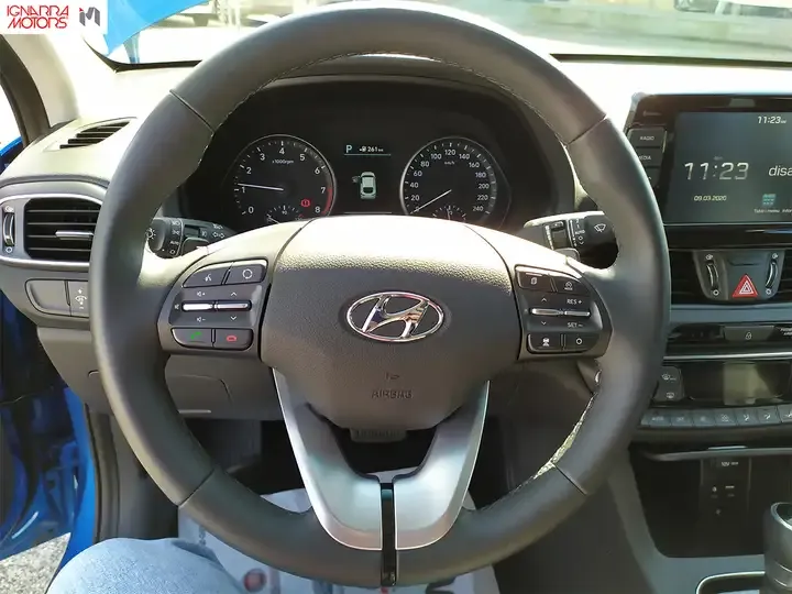 Hyundai i30 foto 9