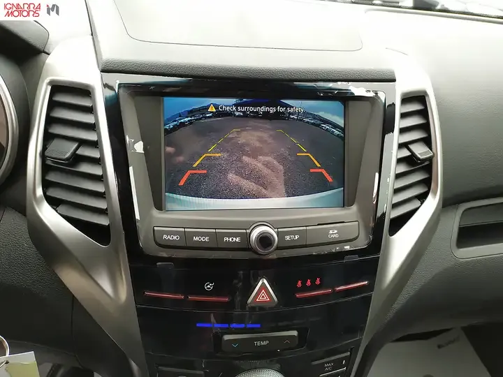 Ssangyong Tivoli foto 12