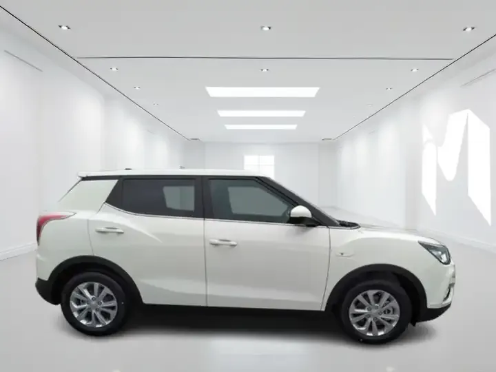 Ssangyong Tivoli  TIVOLI ROAD BENZINA 2 MT GB245CY