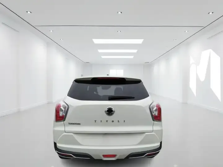 Ssangyong Tivoli foto 4