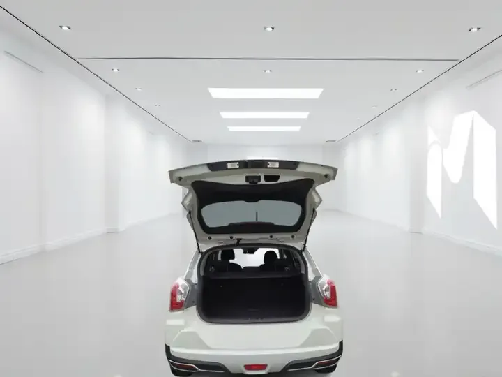Ssangyong Tivoli foto 5