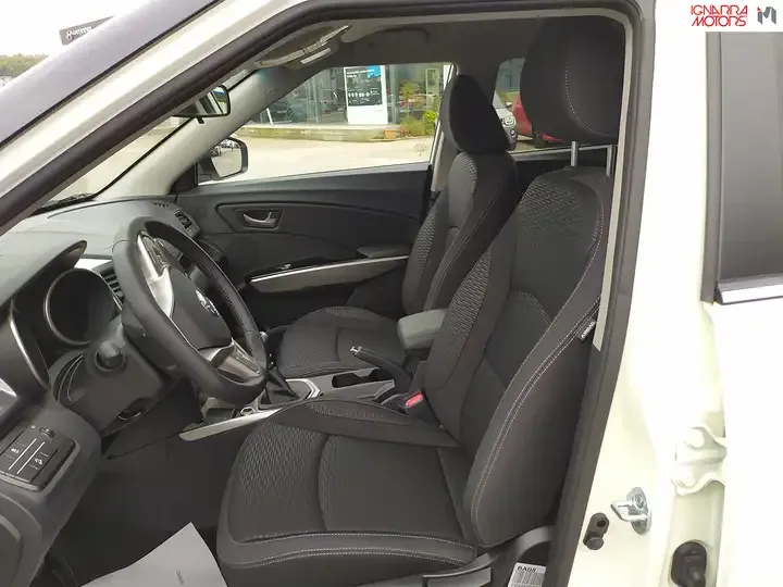 Ssangyong Tivoli foto 7