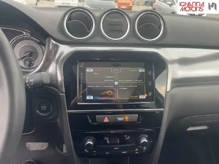 Suzuki Vitara foto 9