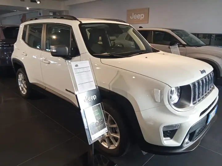 Jeep Renegade foto 2