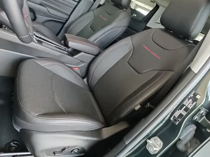 Jeep Compass foto 13
