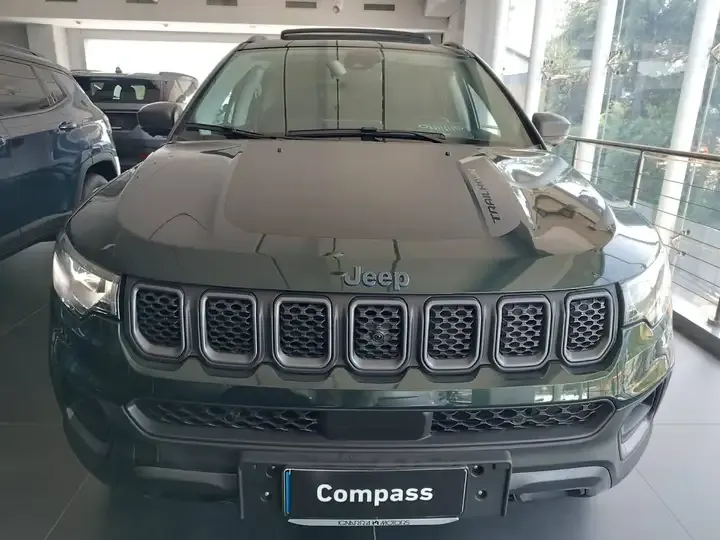 Jeep Compass foto 2