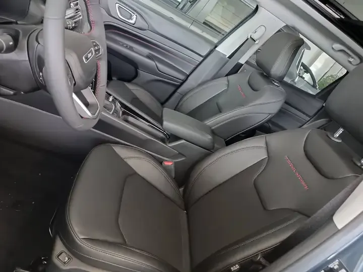 Jeep Compass foto 5