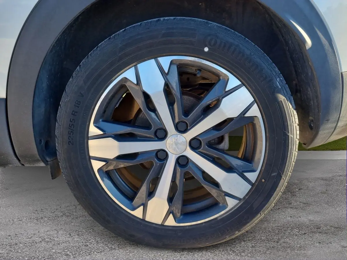 Immagine 8 Peugeot 3008