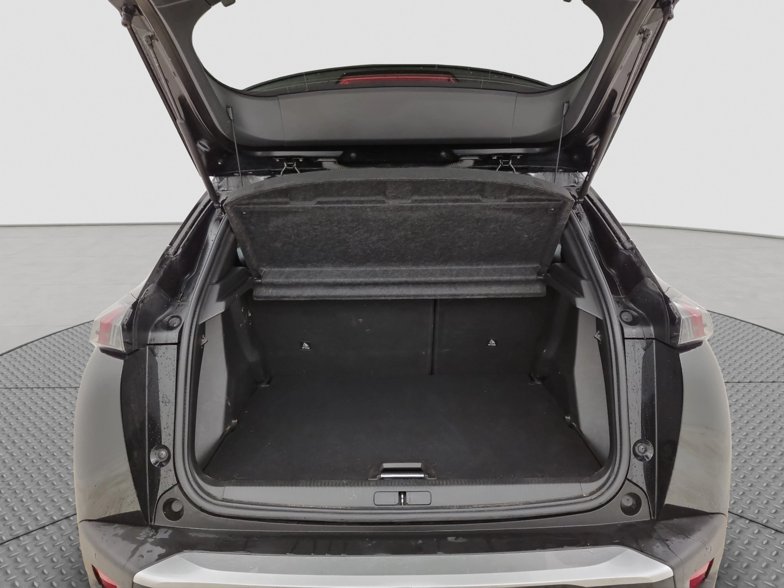 Immagine 11 Peugeot 2008