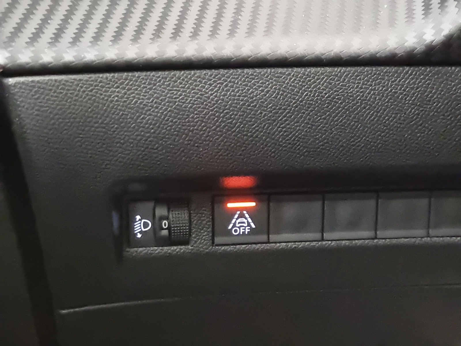 Immagine 21 Peugeot 2008