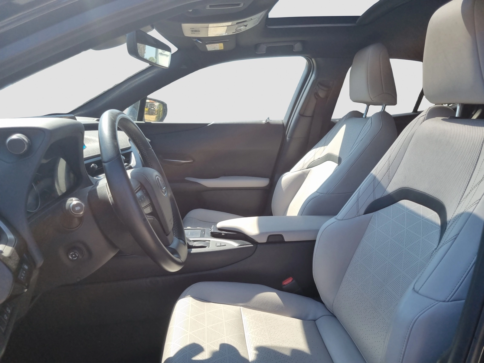 Immagine 9 Lexus UX Hybrid