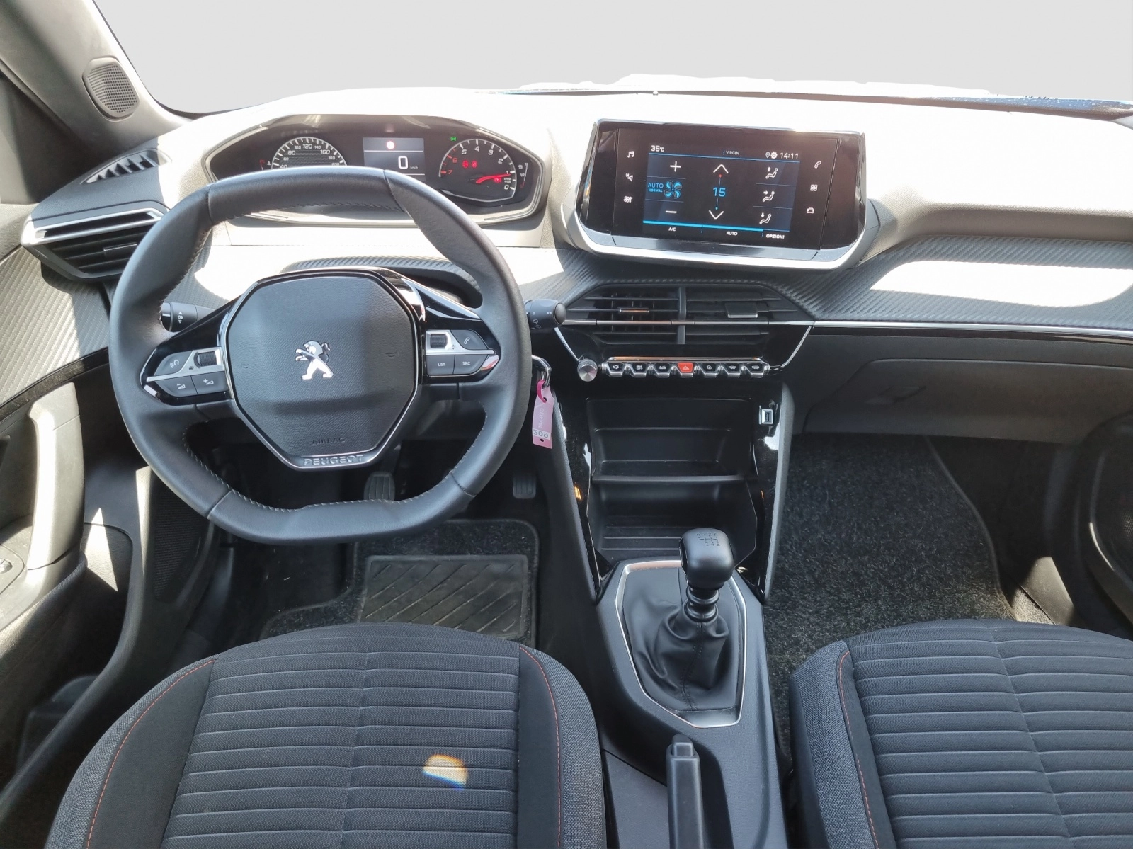 Immagine 13 Peugeot 2008