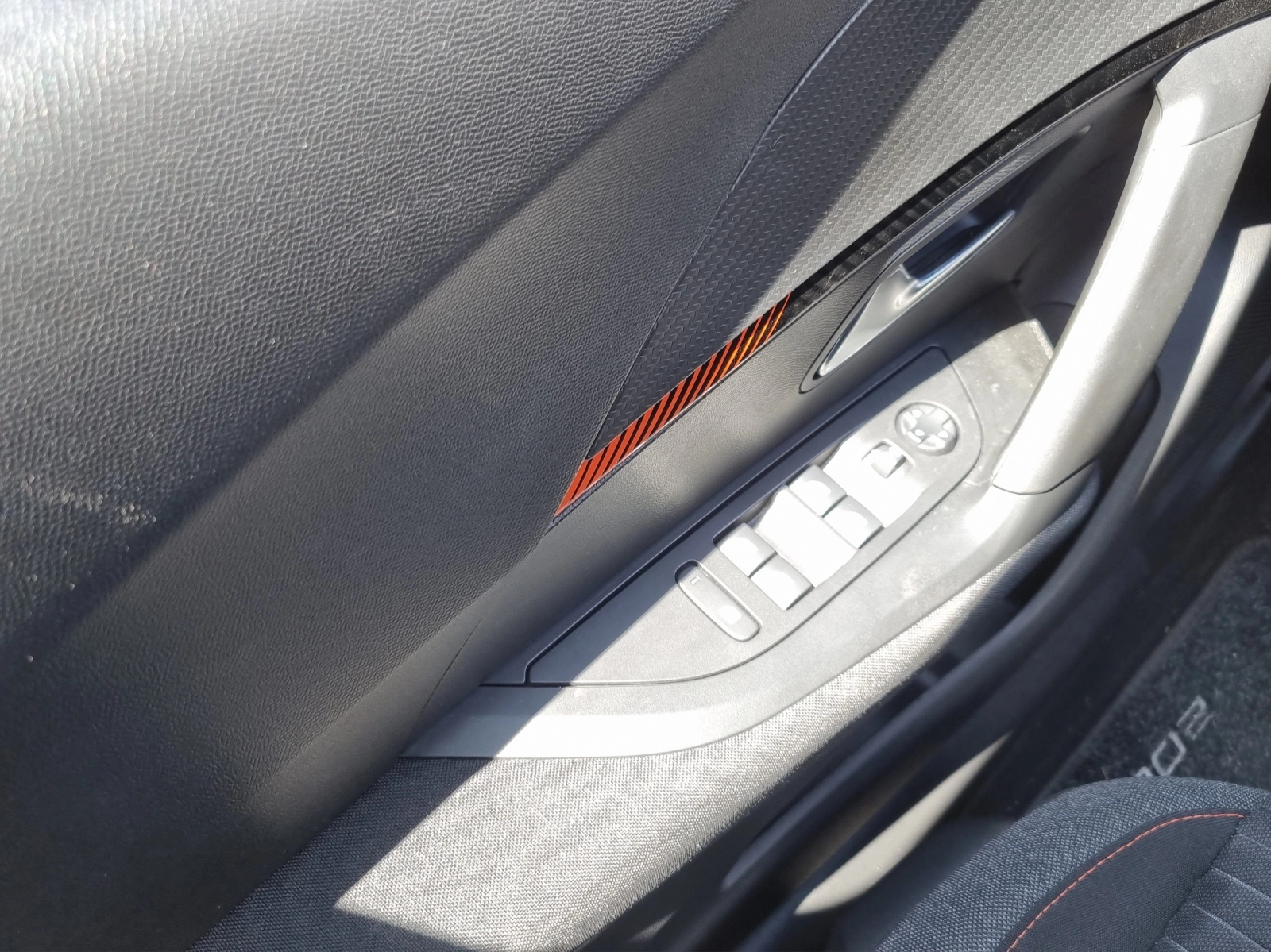 Immagine 17 Peugeot 2008