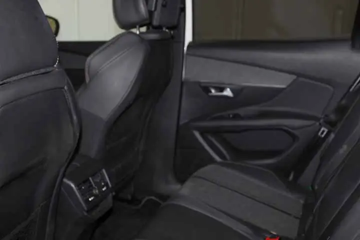 Immagine 8 Peugeot 3008