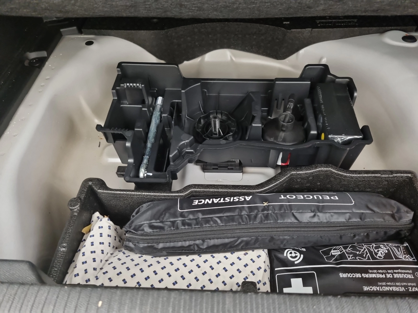 Immagine 19 Peugeot 2008