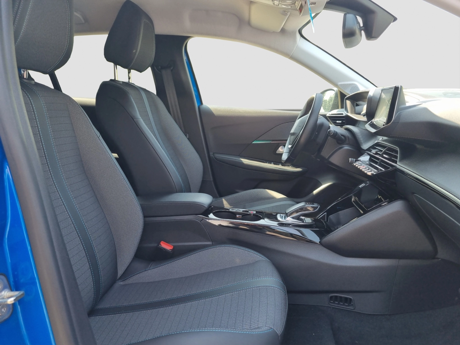 Immagine 12 Peugeot 208