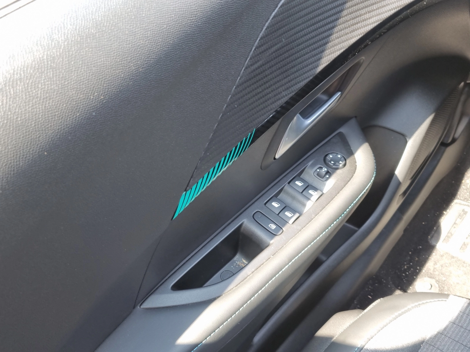 Immagine 17 Peugeot 208