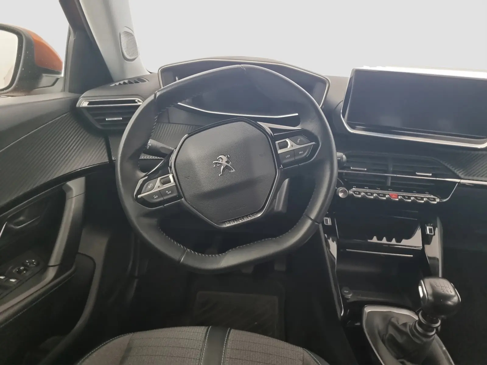 Immagine 16 Peugeot 2008