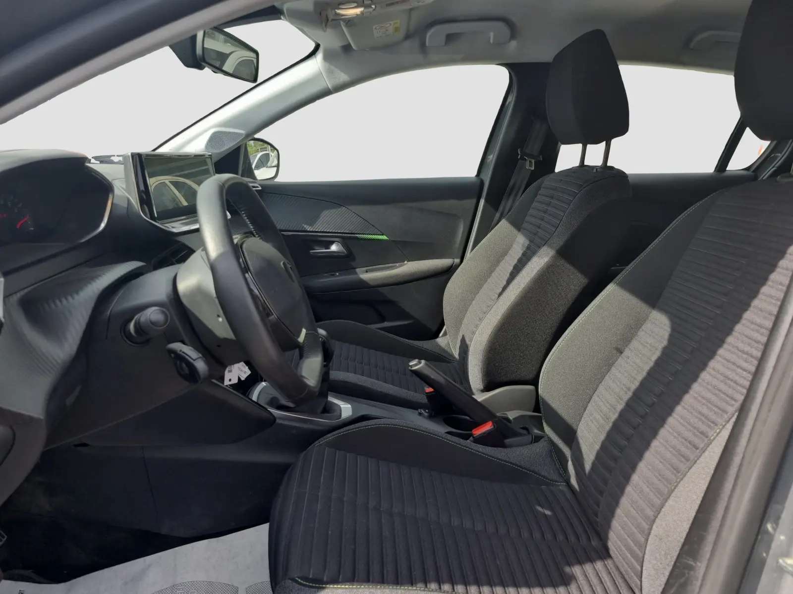 Immagine 9 Peugeot 208