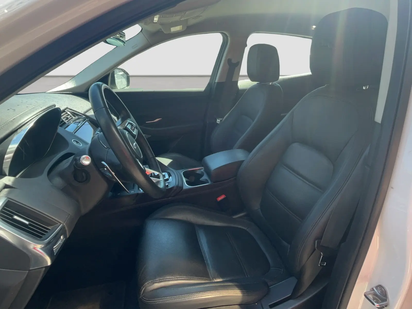 Immagine 9 Jaguar E-Pace