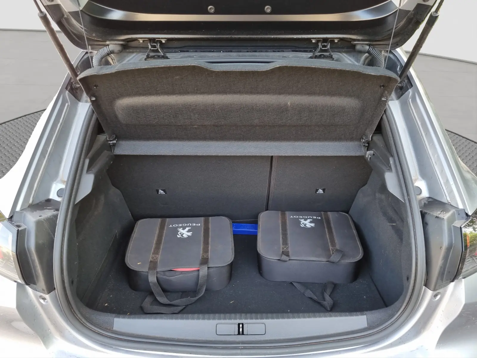 Immagine 11 Peugeot 208