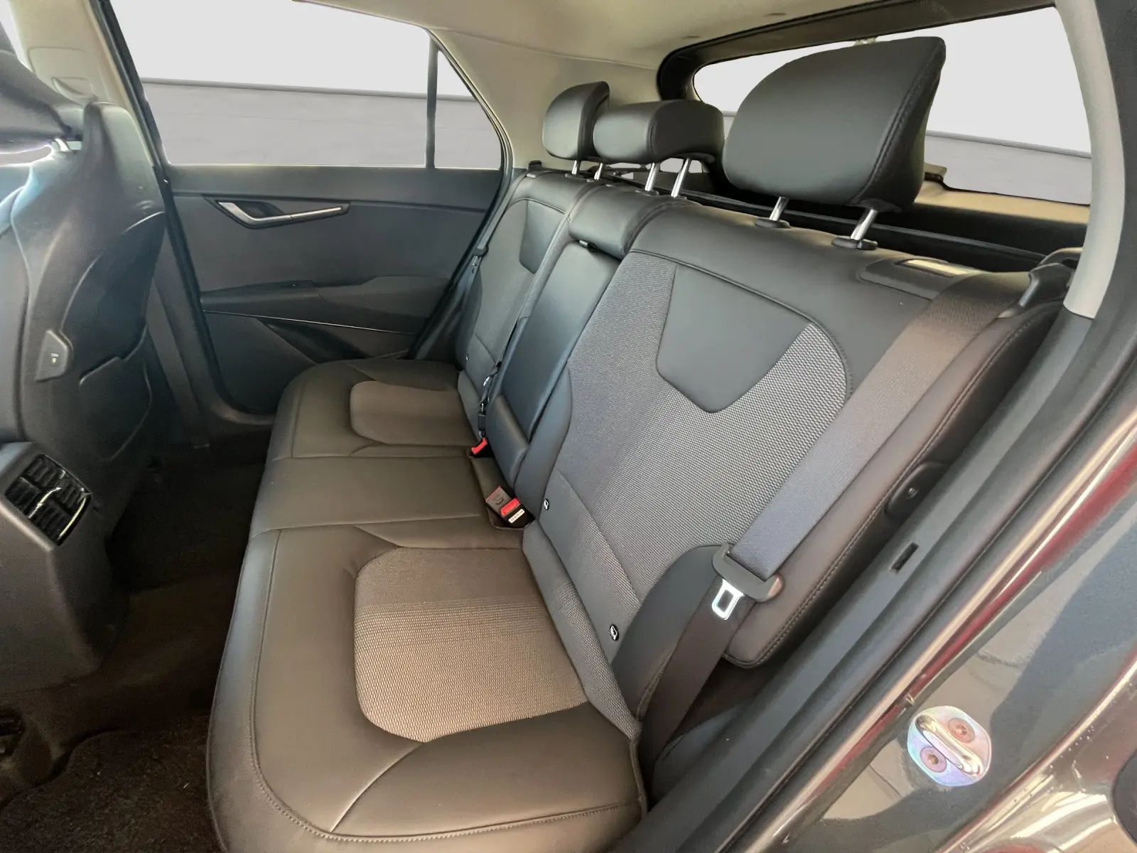 Immagine 10 Kia Niro