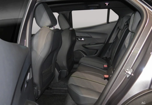 Immagine 8 Peugeot 2008