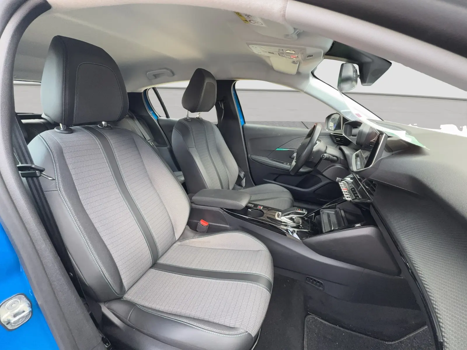 Immagine 12 Peugeot 208