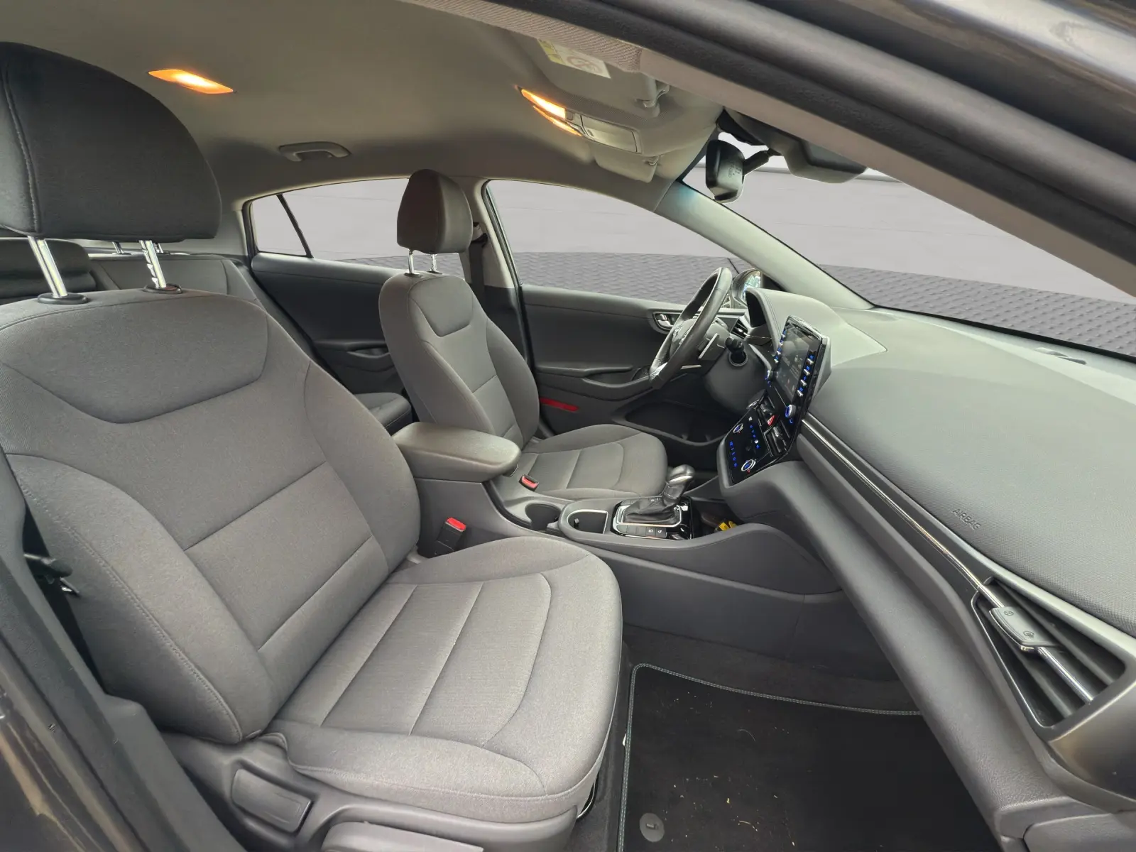 Immagine 13 Hyundai Ioniq Hybrid