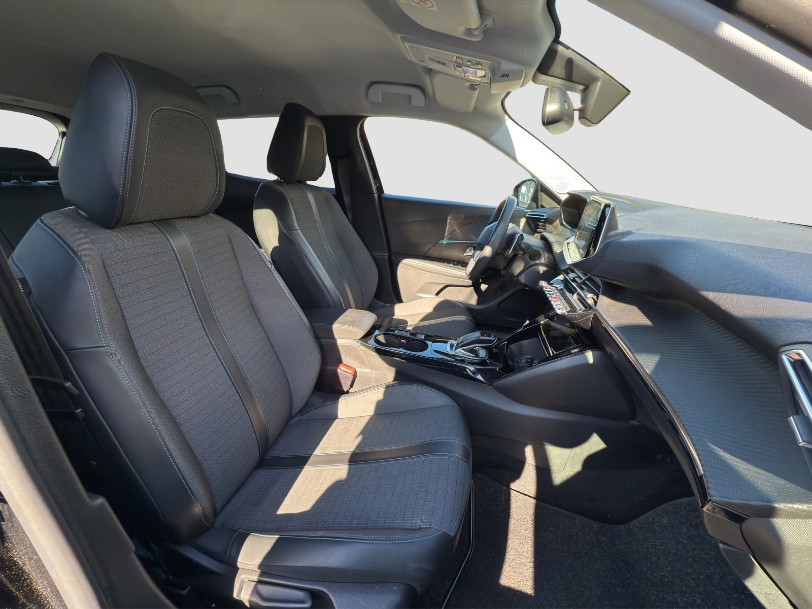 Immagine 12 Peugeot 2008