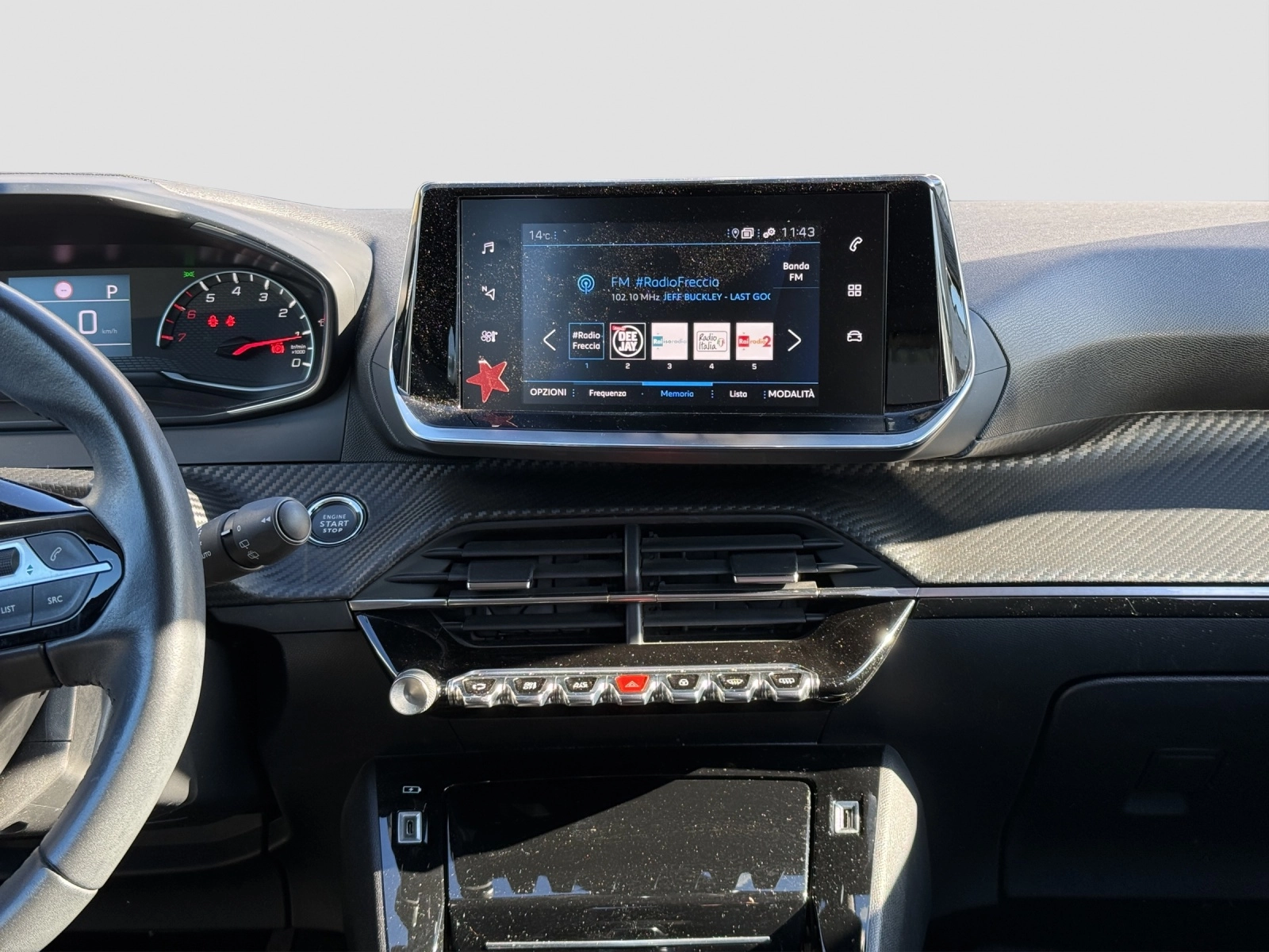 Immagine 16 Peugeot 2008