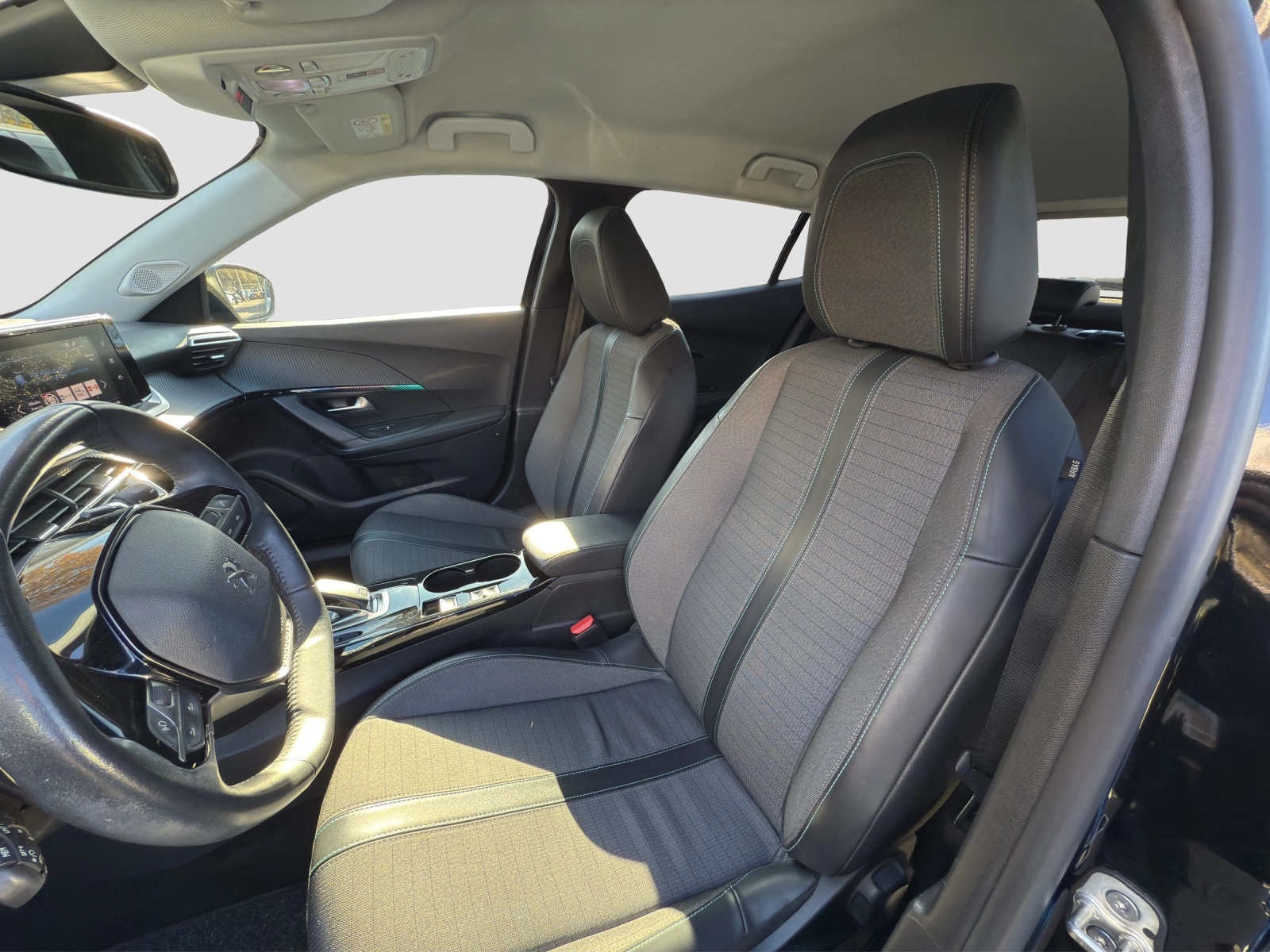 Immagine 9 Peugeot 2008