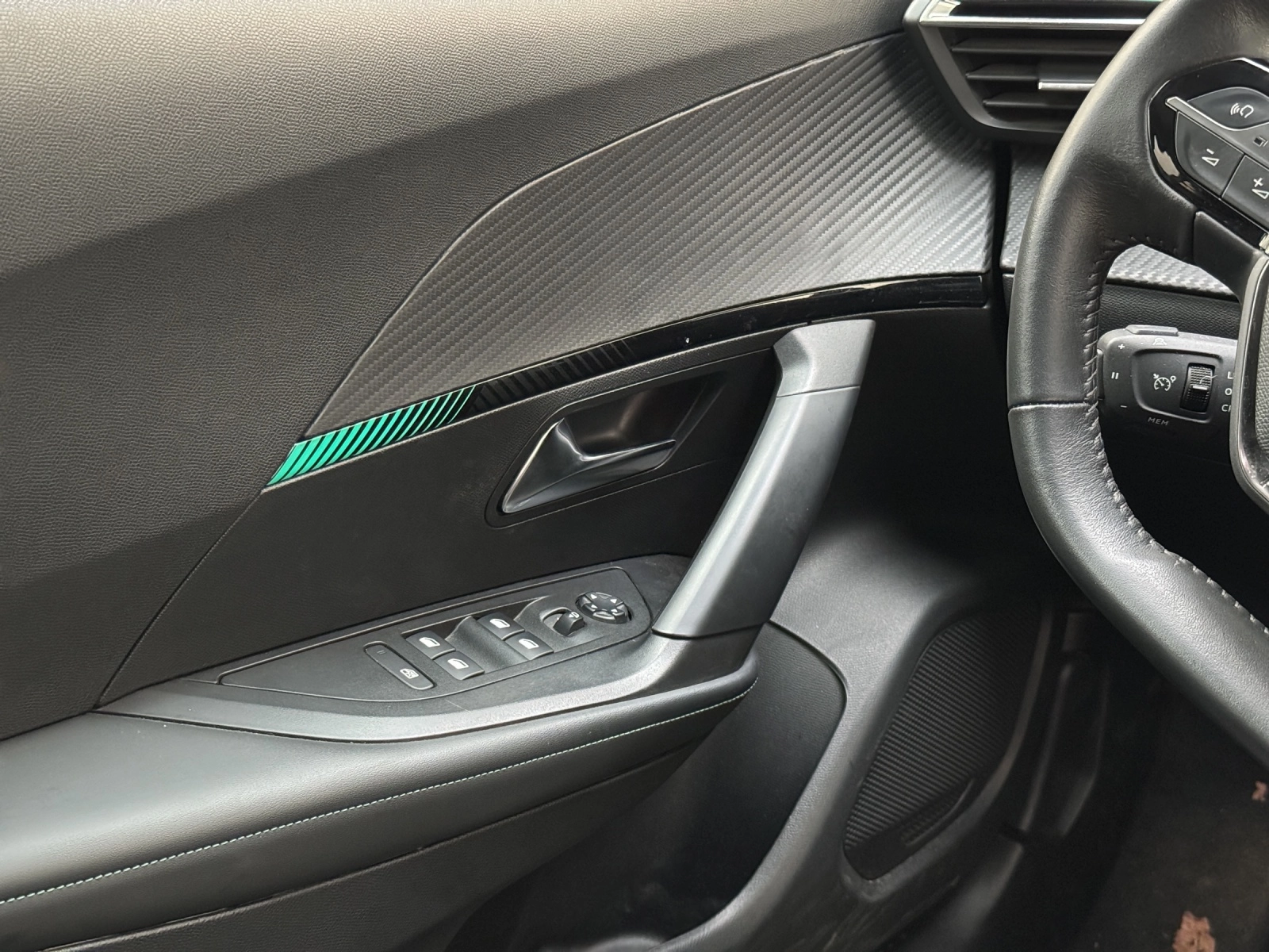 Immagine 18 Peugeot 2008