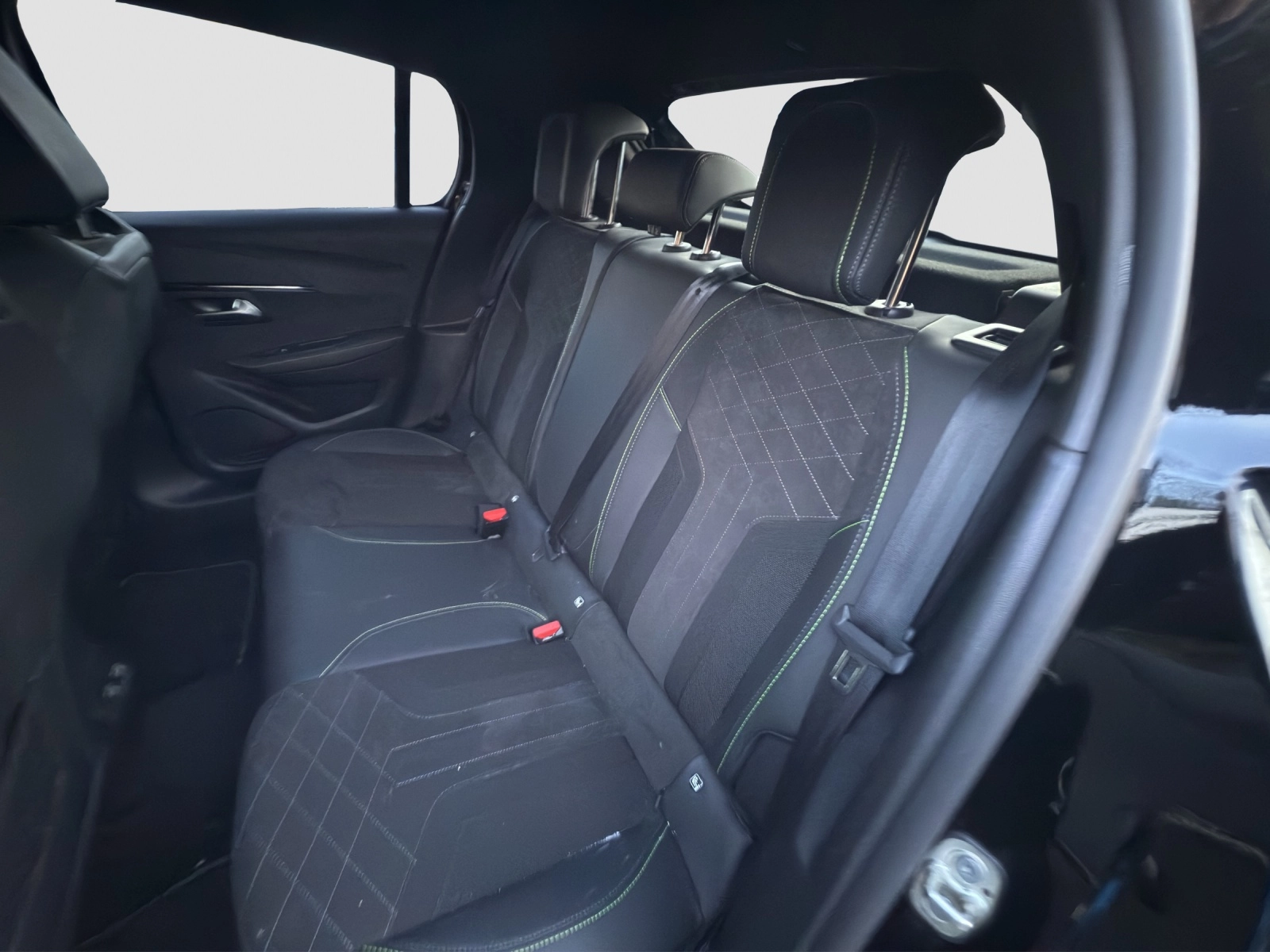 Immagine 10 Peugeot 208