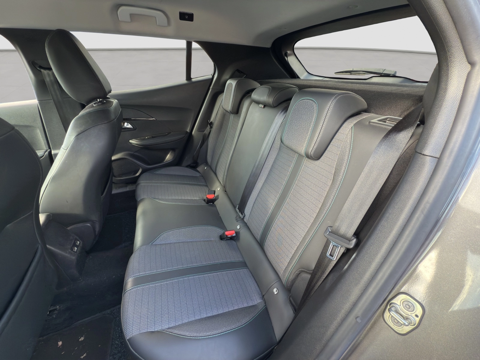 Immagine 10 Peugeot 2008