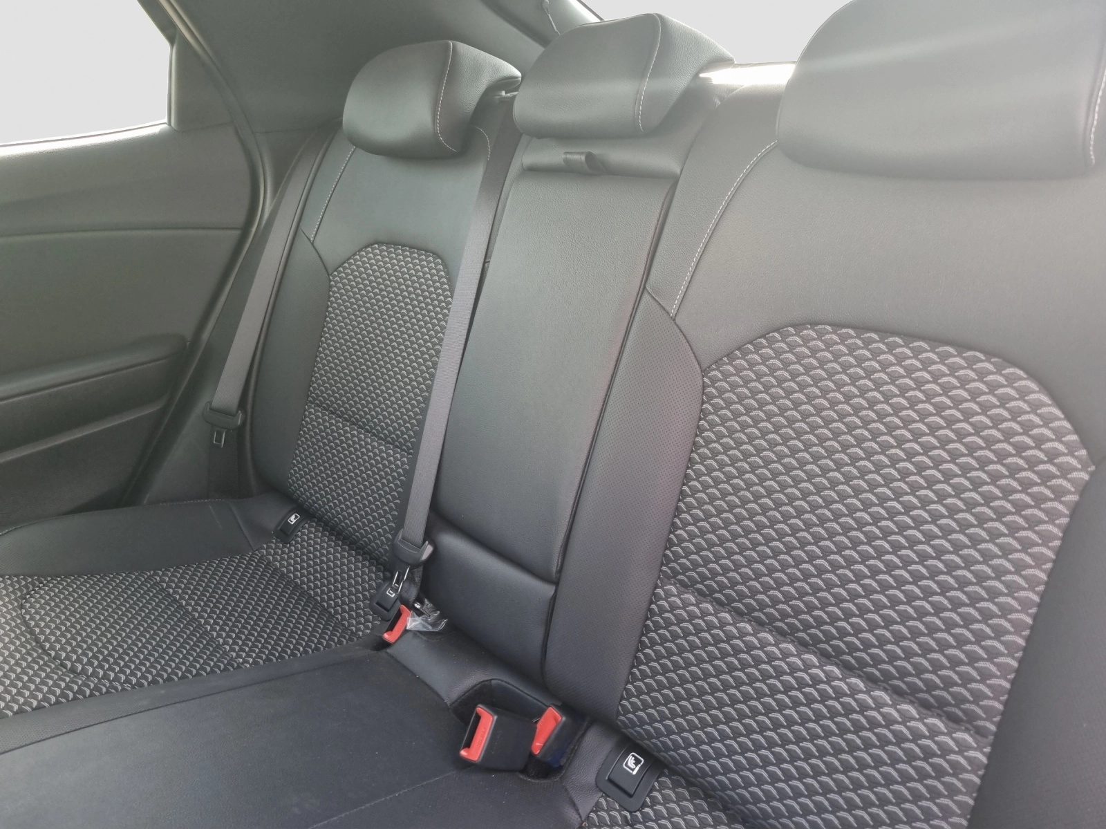 Immagine 10 Kia XCeed PHEV