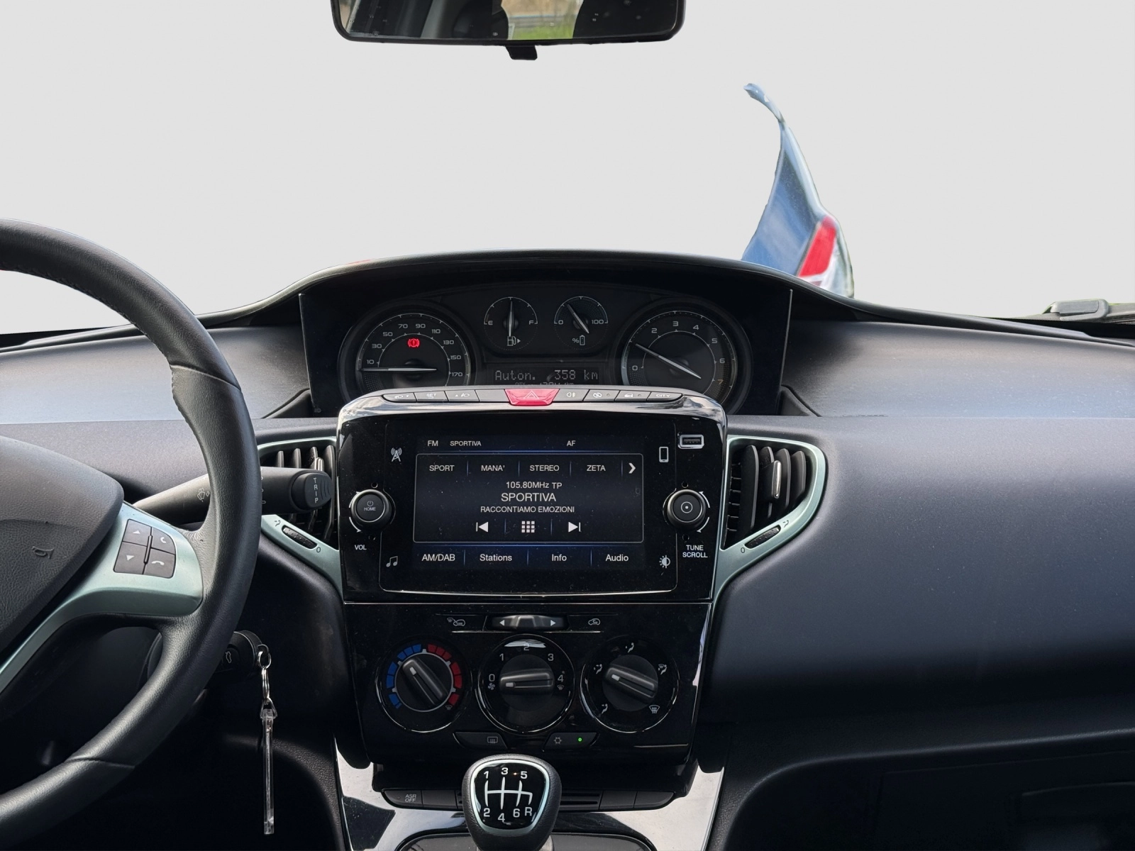 Immagine 16 Lancia Ypsilon