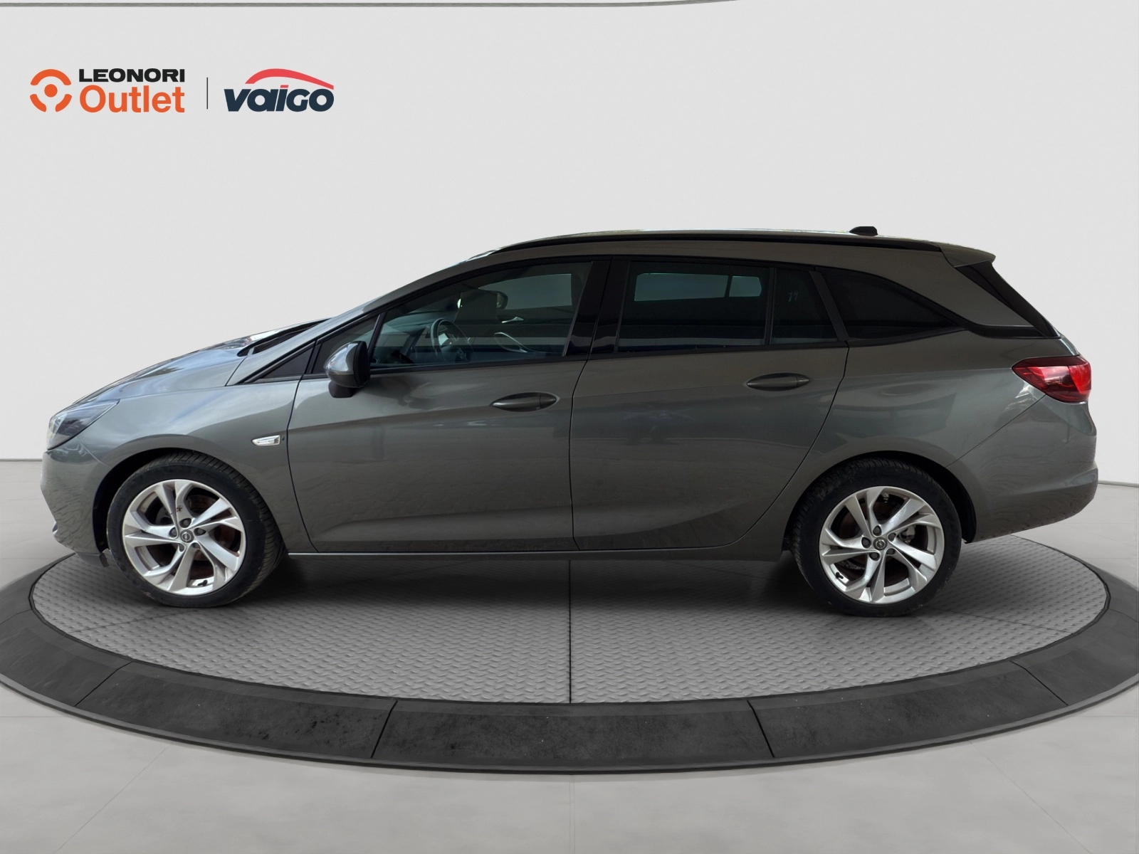 Foto 2 Opel Astra Sports Tourer