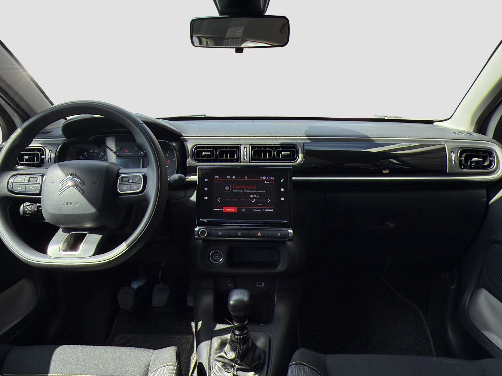 Immagine 15 Peugeot 2008