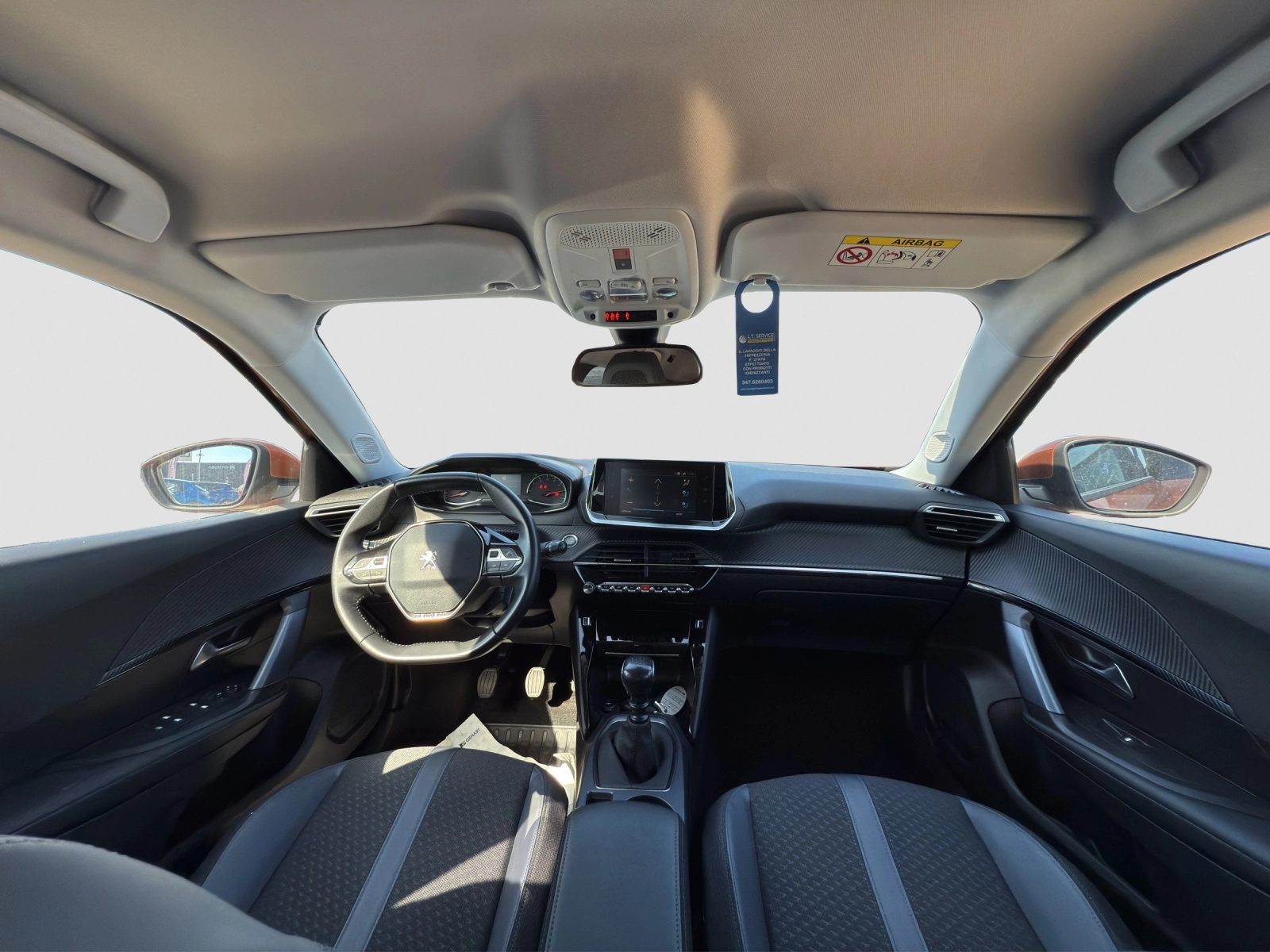 Immagine 13 Peugeot 2008