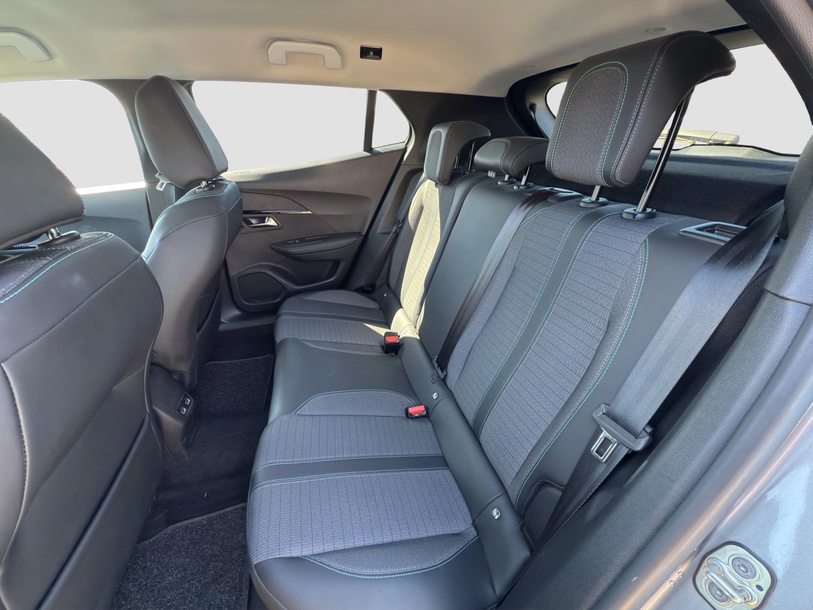 Immagine 10 Peugeot 2008