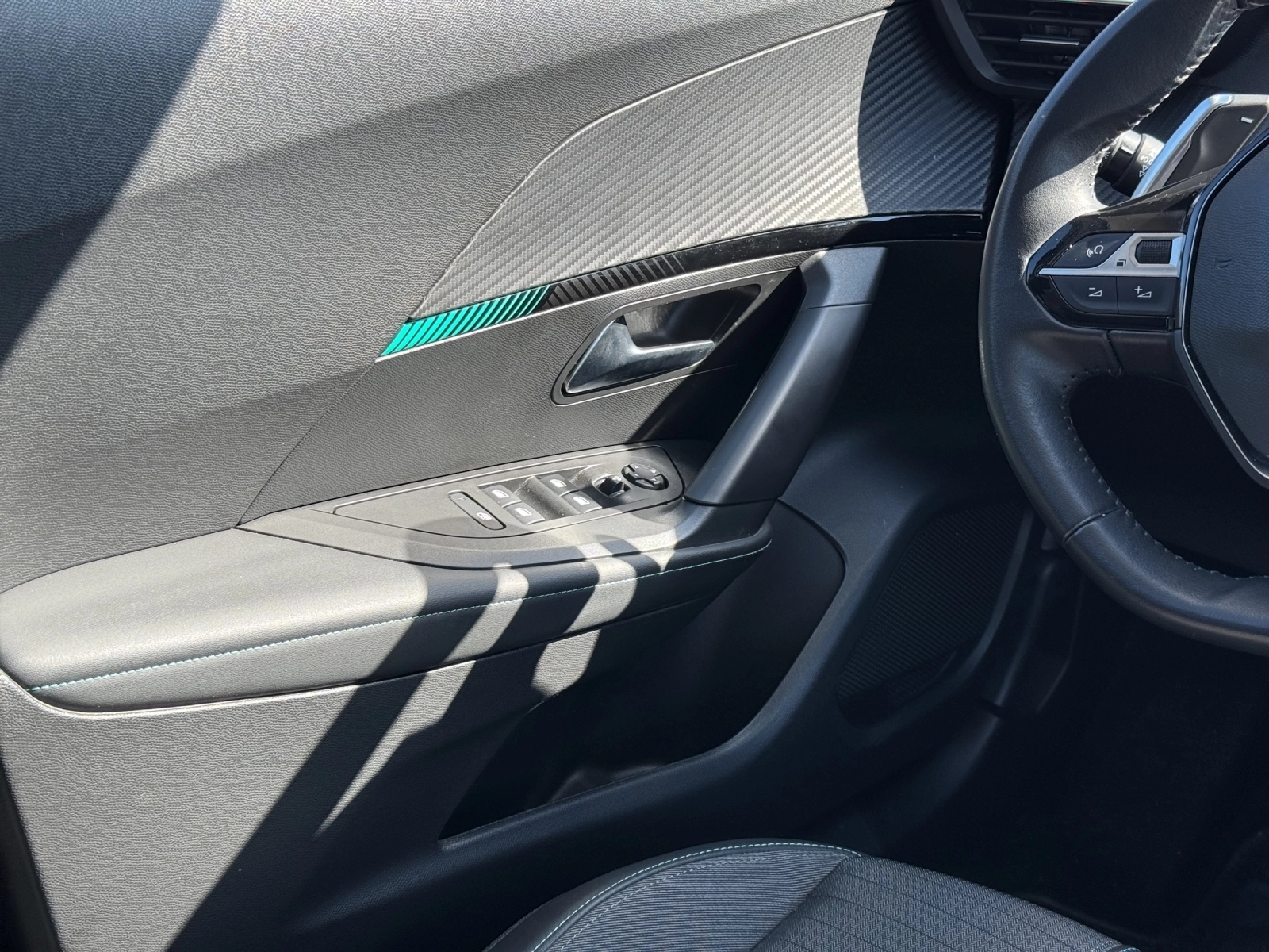 Immagine 18 Peugeot 2008