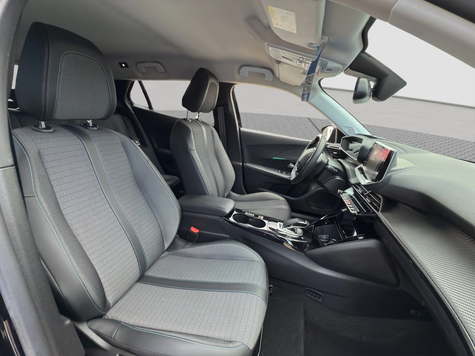 Immagine 12 Peugeot 2008