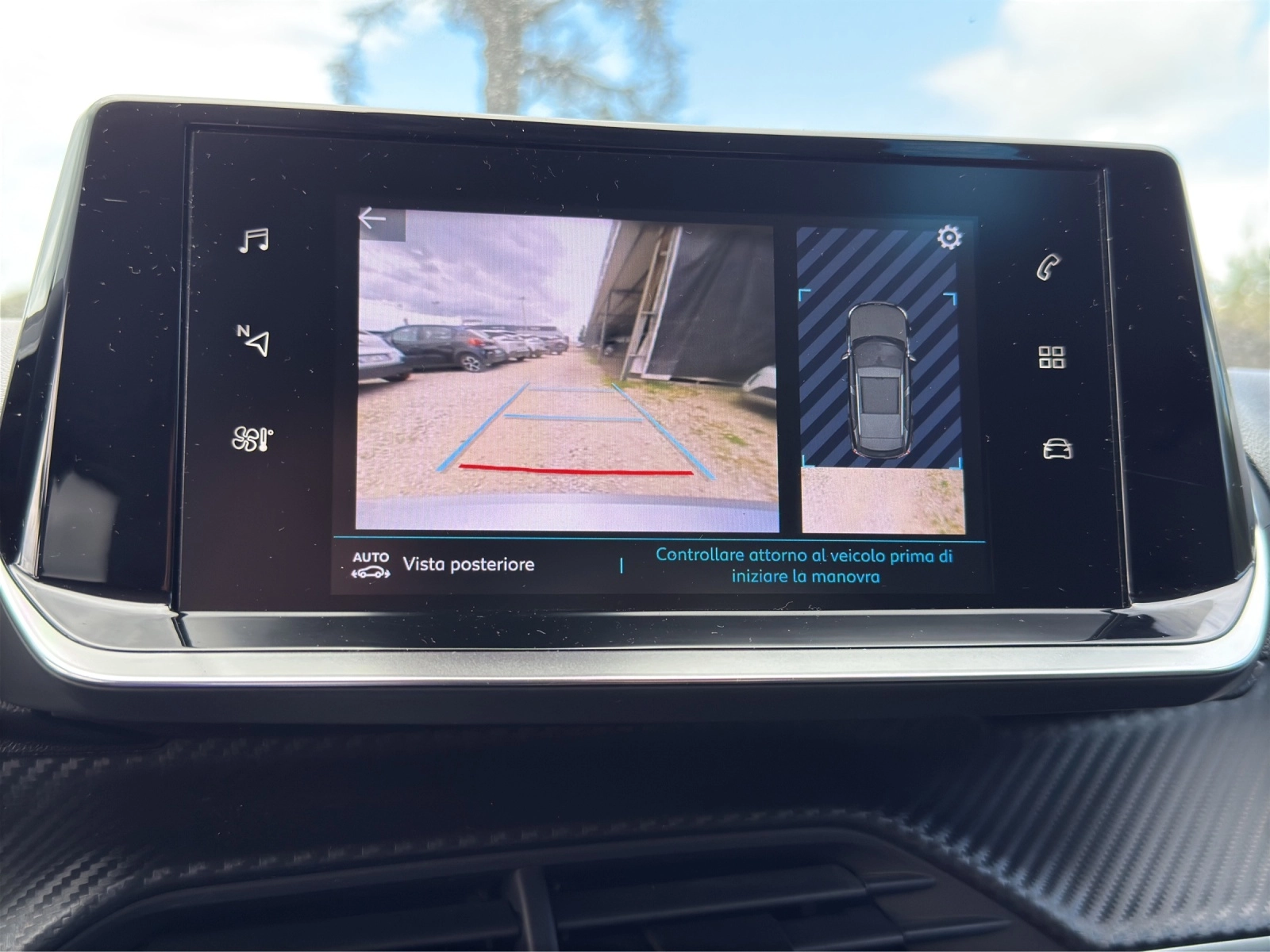 Immagine 13 Peugeot 2008