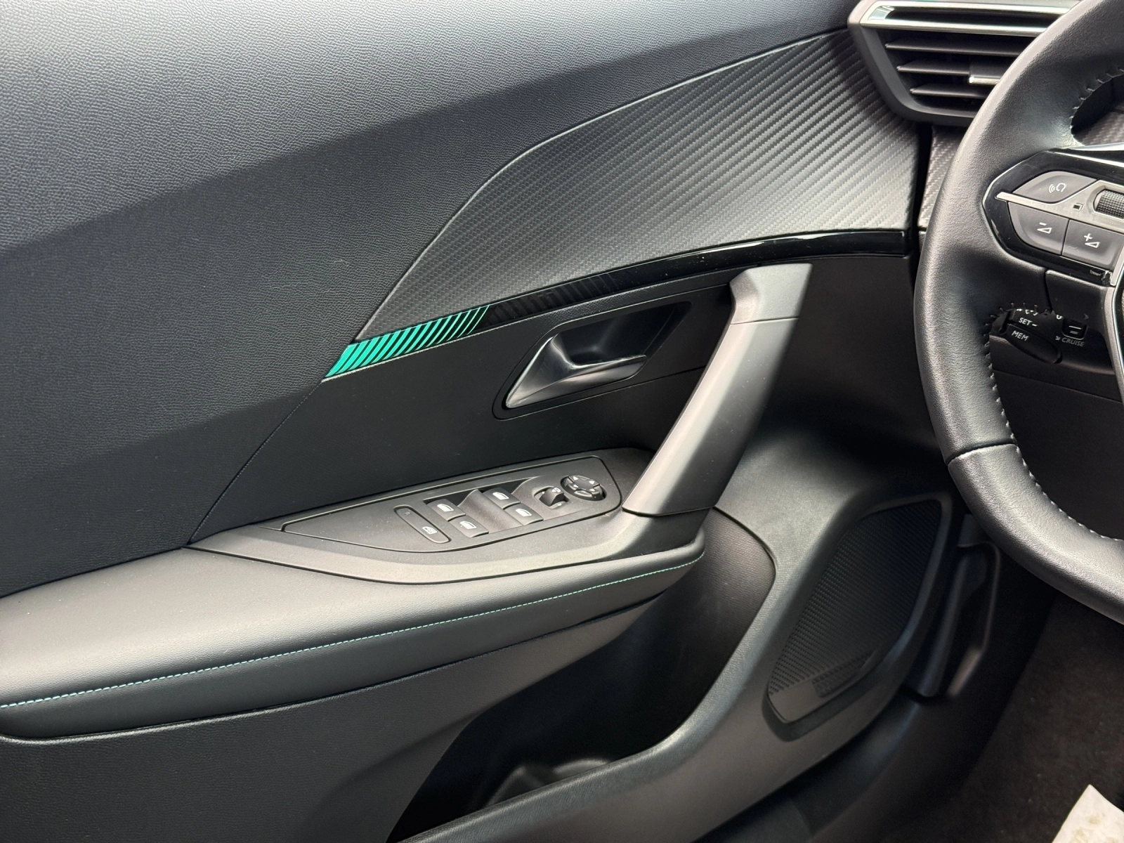 Immagine 18 Peugeot 2008