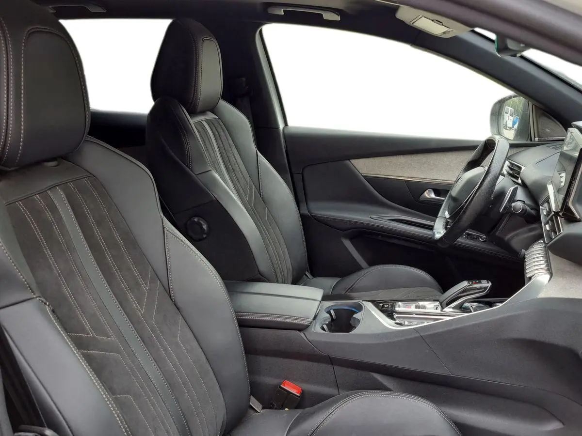 Immagine 15 Peugeot 3008